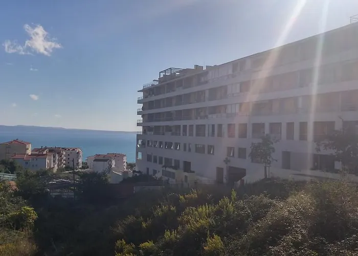 约瑟普·斯普利特公寓 * 斯普利特